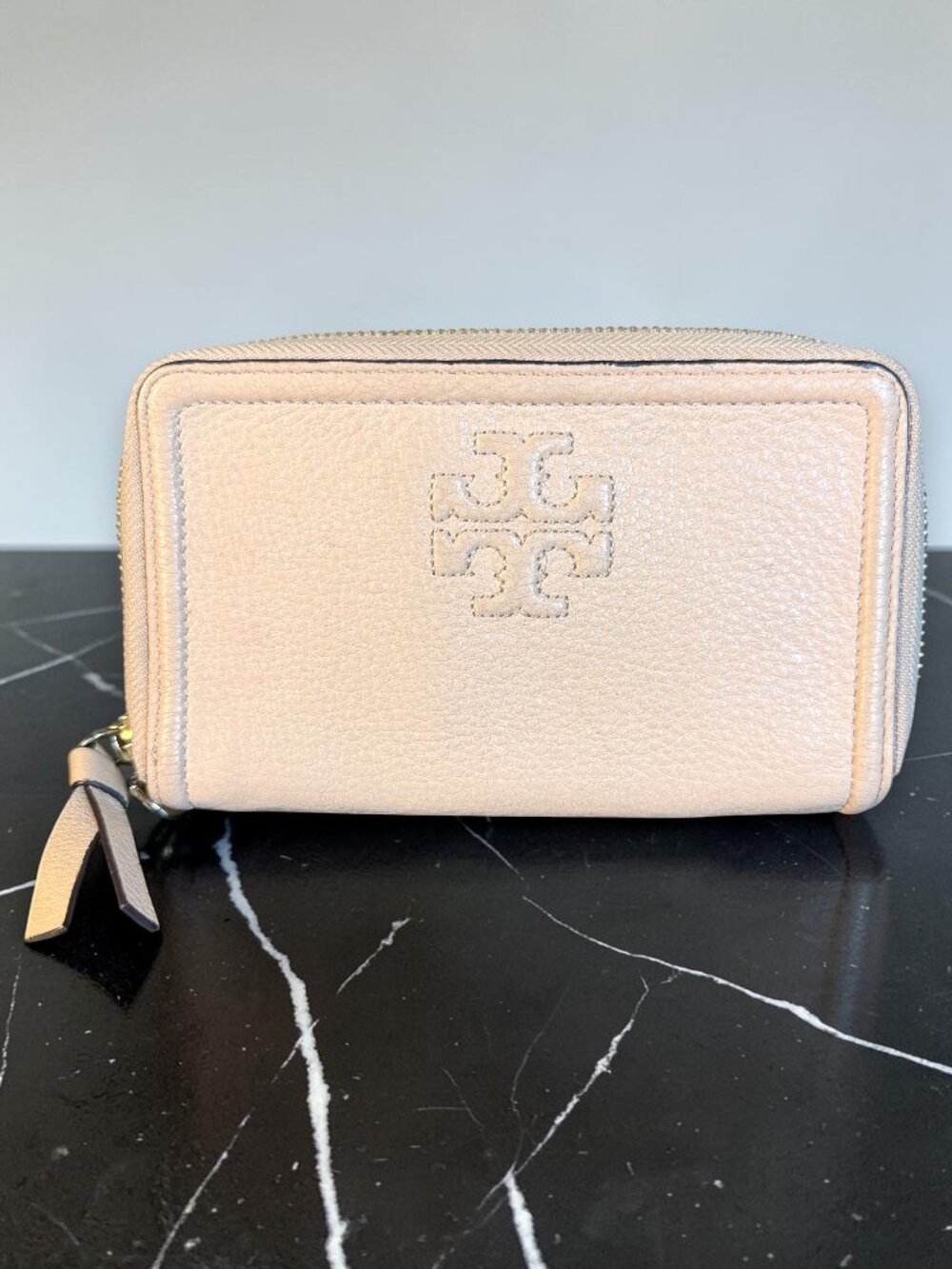 Tory Burch Thea Pebbled Leather Zip-Around Smartphone Wristlet Wallet